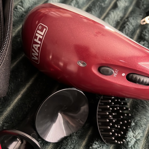 Wahl Hot Cold Therapeutic Light Vibratory Corded Massager with Variable Speed - Picture 3 of 11
